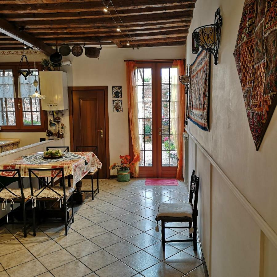 Bahay bakasyunan La Corte